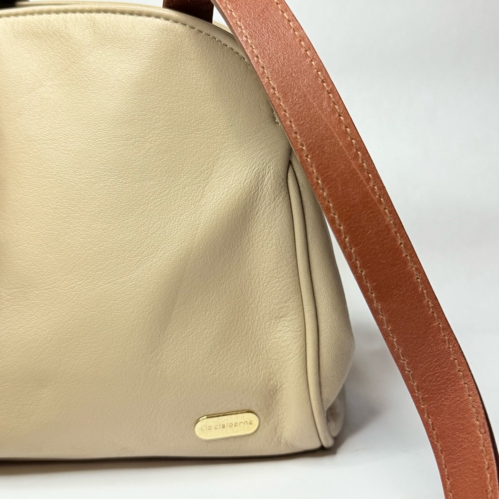 Liz Claiborne Cream and Tan Women's Bag